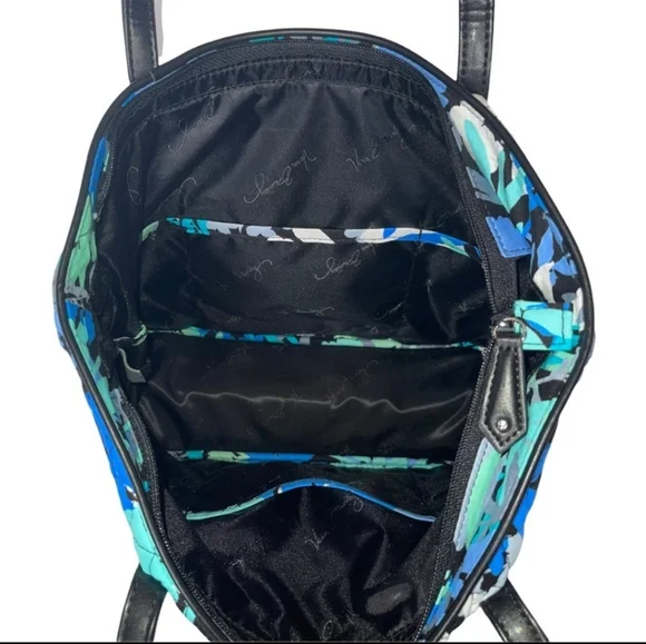 VERA BRADLEY RETIRED Camofloral Trimmed Vera Tote - Picture 4 of 5